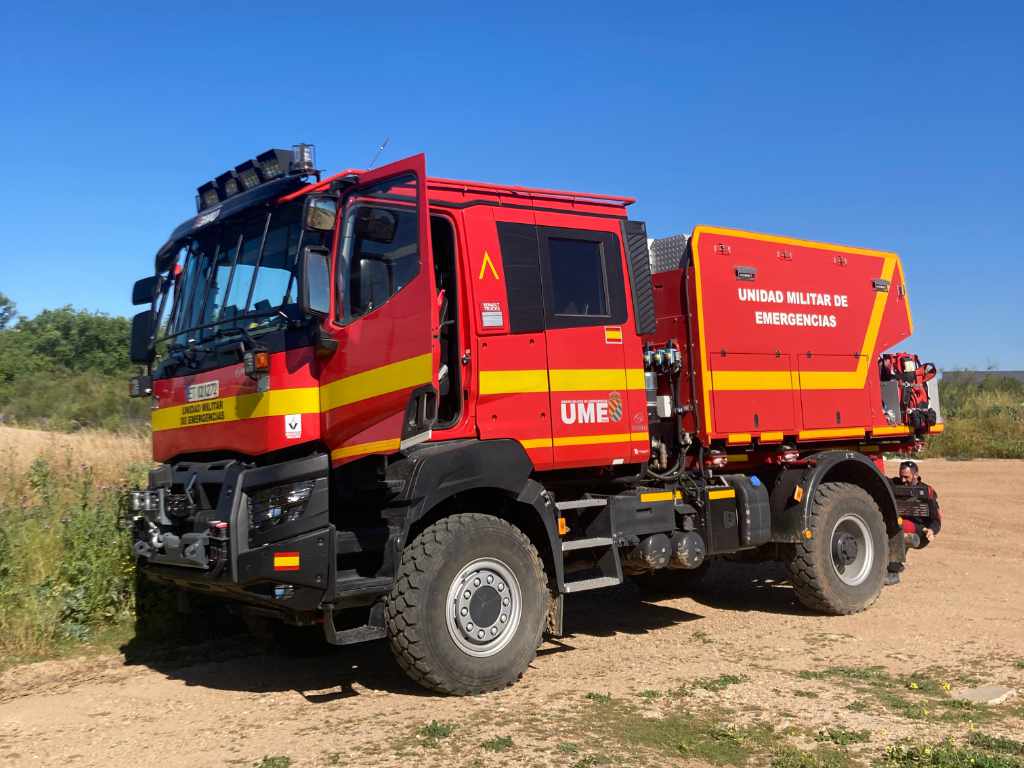 IMG_7435 - UME Military armoured vehicle using high performance Digital Suspension Controller