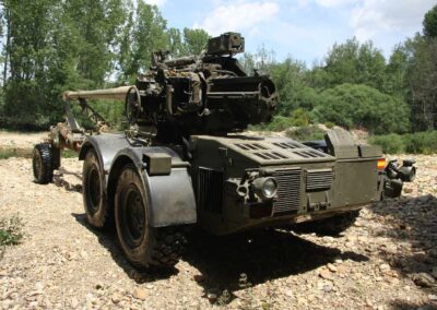 Spanish howitzer called SIAC in field